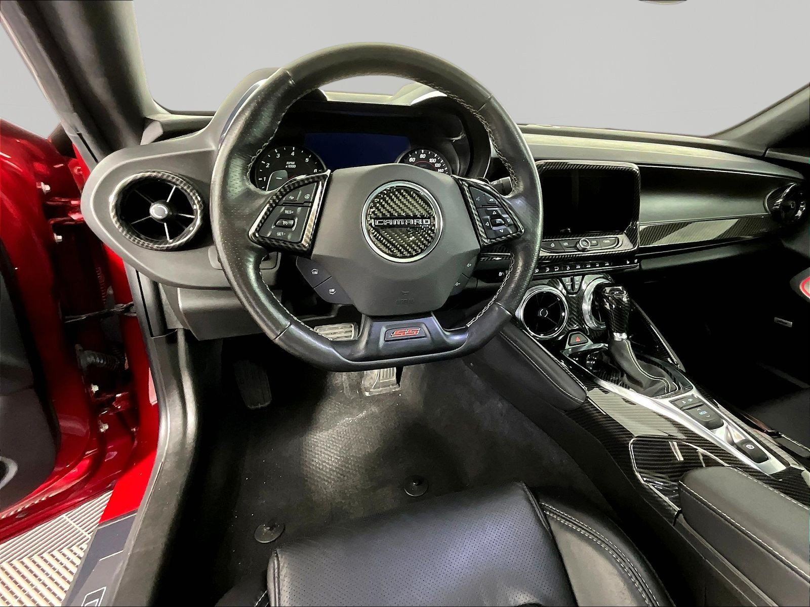 Used 2021 Chevrolet Camaro SS RWD image 7