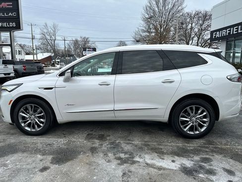 Used 2023 Buick Enclave Avenir w/ Avenir Technology Package image 2
