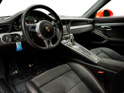 Used 2014 Porsche 911 GT3 RWD image 30
