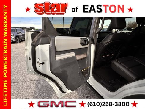 Used 2023 Ford Bronco Badlands image 17