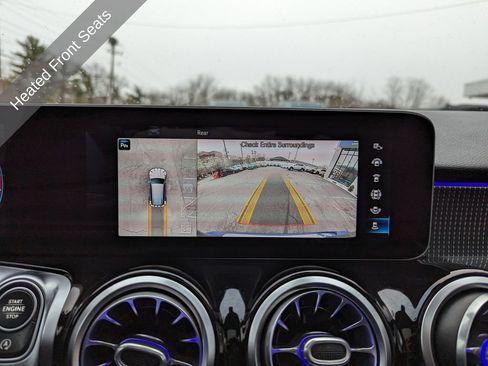 Used 2020 Mercedes-Benz GLB 250 4MATIC image 25