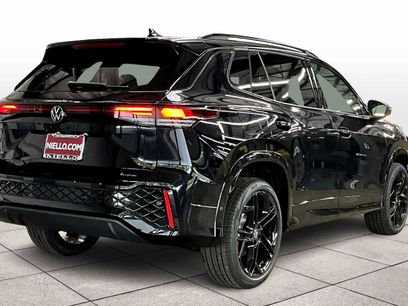 New 2026 Volkswagen Tiguan SE R-Line