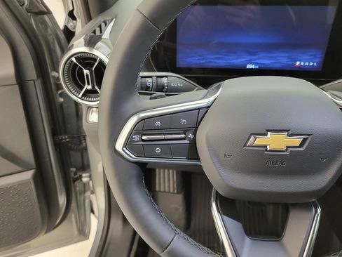 New 2026 Chevrolet Equinox LT w/ LPO, Floor Liner Package image 3