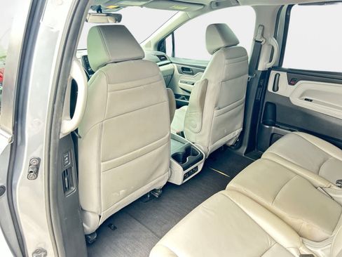 Used 2019 Honda Odyssey EX-L image 12
