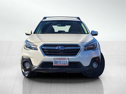 Used 2019 Subaru Outback 2.5i Limited image 2