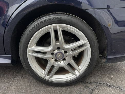 Used 2014 Mercedes-Benz E 350 4MATIC Sedan w/ Premium 1 Package image 34