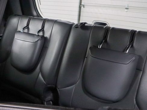 Used 2023 Lexus GX 460 Premium w/ Premium Package image 27