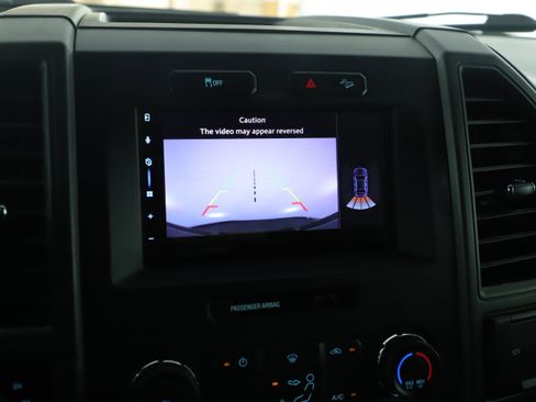 Used 2018 Ford F250 XL w/ Power Equipment Group image 18