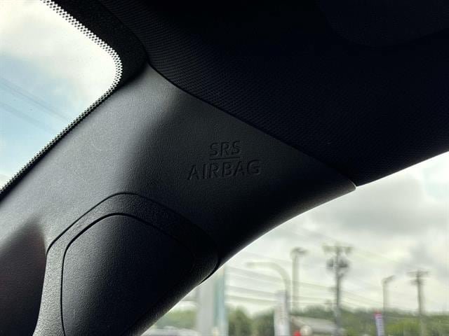 Used 2021 Toyota Tacoma Limited AWD/4WD image 25