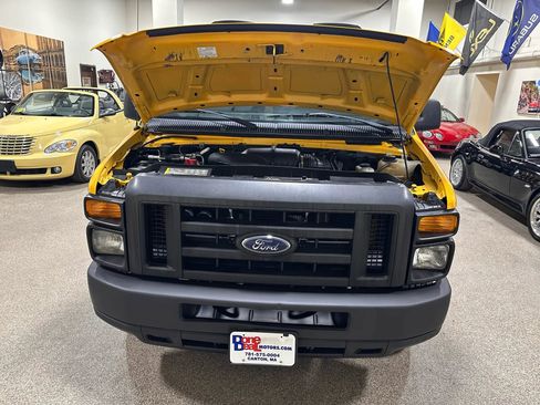 Used 2009 Ford E-150 and Econoline 150 Wagon image 45