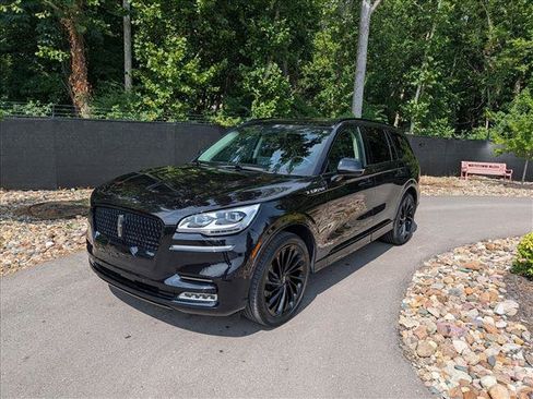 Used 2024 Lincoln Aviator Reserve w/ Equipment Group 201A AWD/4WD image 1