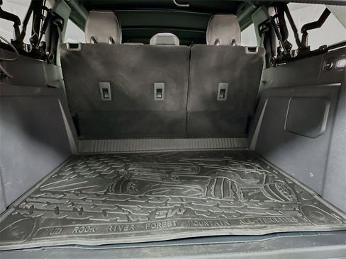 Used 2023 Ford Bronco Badlands image 25