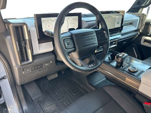 Used 2025 GMC Hummer EV 3X AWD/4WD image 22