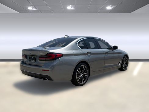 Used 2023 BMW 540i w/ Premium Package RWD image 7