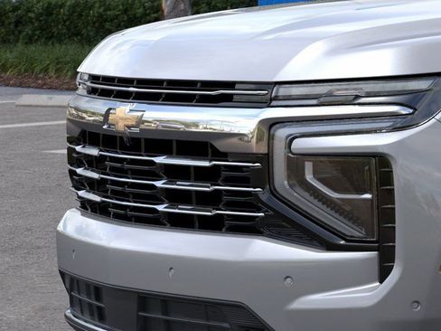 New 2026 Chevrolet Suburban LT w/ Comfort Package RWD image 13