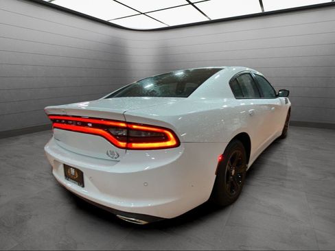 Used 2023 Dodge Charger SXT image 27
