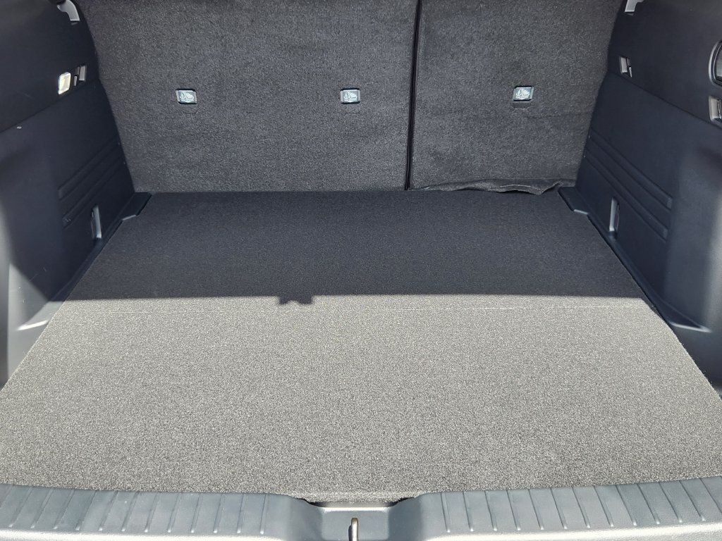 New 2026 MAZDA CX-50 AWD 2.5 S w/ Cargo Package image 21