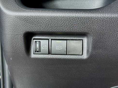 Used 2025 Toyota RAV4 LE image 17