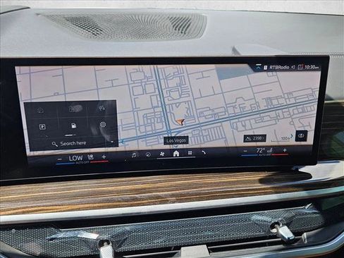 Used 2024 BMW X5 sDrive40i w/ Executive Package RWD image 12