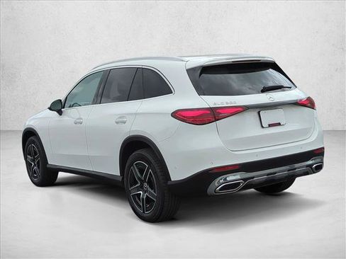 Used 2026 Mercedes-Benz GLC 300 image 8