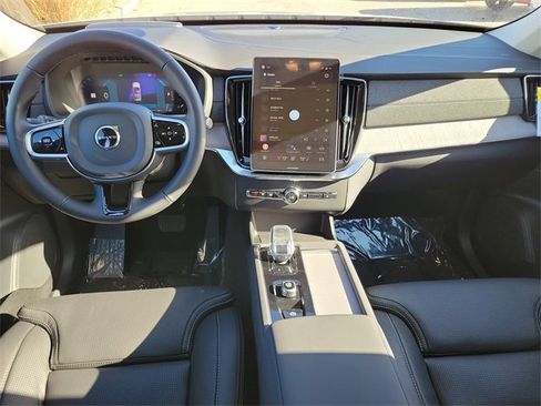 New 2026 Volvo XC90 B6 Ultra image 11