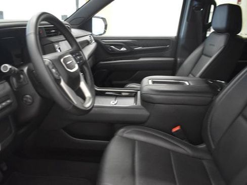 Used 2024 GMC Yukon Denali AWD/4WD image 22