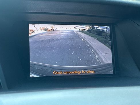 Used 2015 Lexus RX 450h image 26