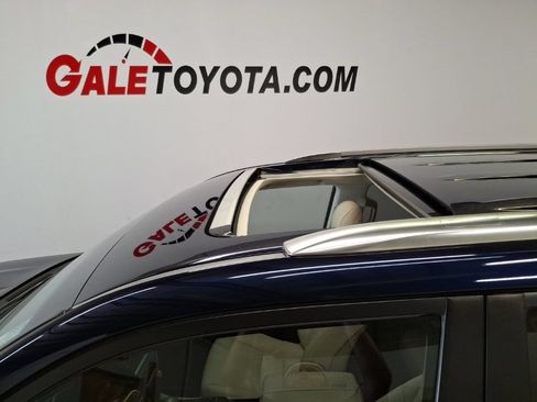 Used 2021 Lexus GX 460 Premium w/ Premium Package AWD/4WD image 8