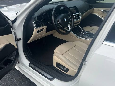 Used 2019 BMW 330i Sedan RWD image 9