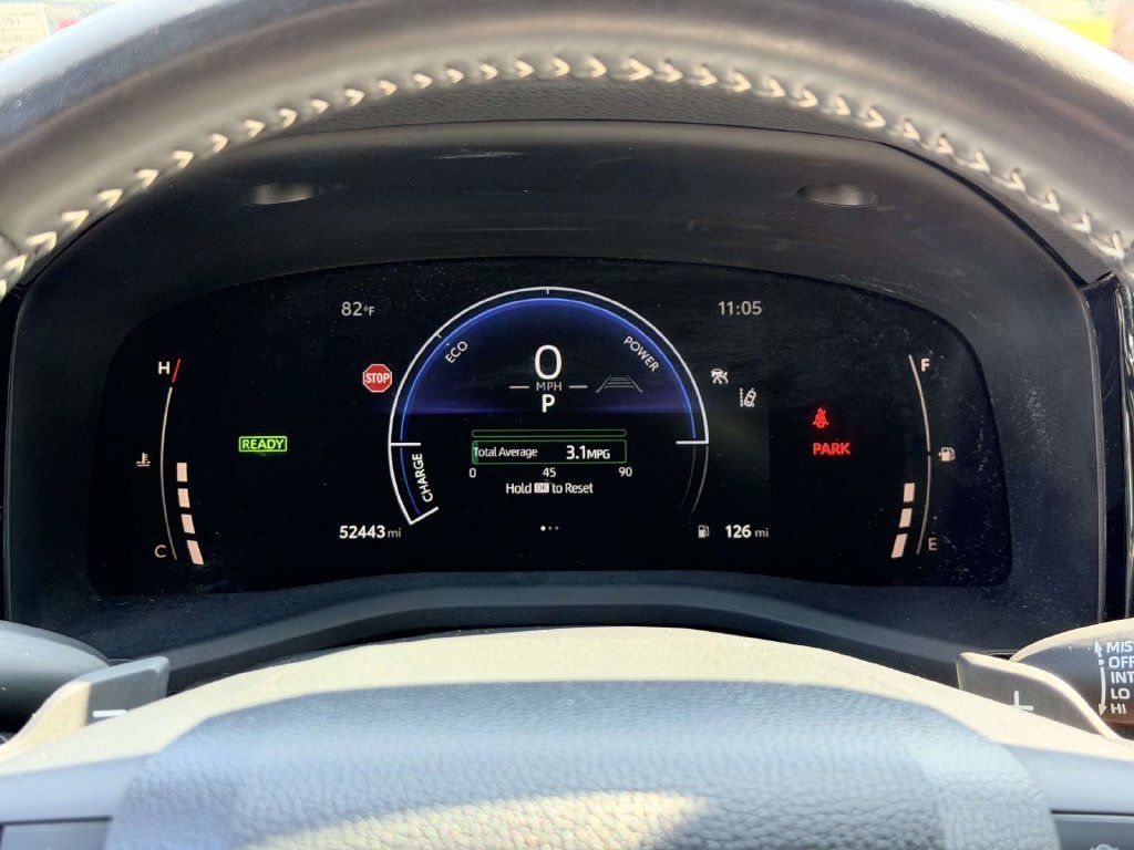 Certified 2025 Toyota Camry SE FWD image 9