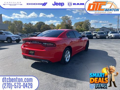 Used 2022 Dodge Charger SXT image 3