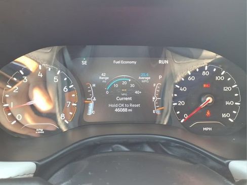 Used 2023 Jeep Compass Limited w/ Sun and Sound Group AWD/4WD image 18