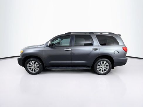 Used 2011 Toyota Sequoia Limited AWD/4WD image 4
