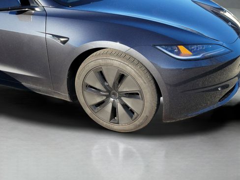 Used 2025 Tesla Model 3 Long Range image 28