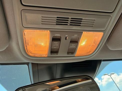 Used 2021 Honda CR-V EX image 19