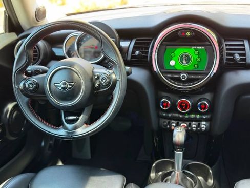 Used 2019 MINI Cooper S FWD image 28