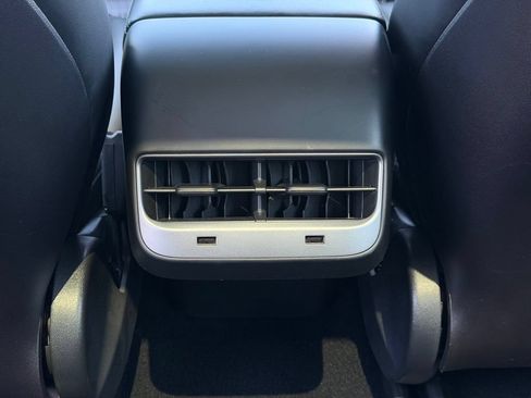 Used 2019 Tesla Model 3 Long Range RWD image 13