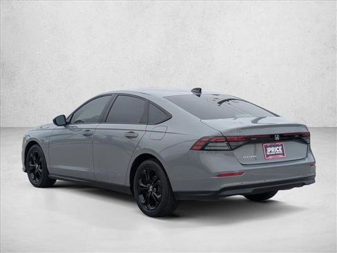 Used 2025 Honda Accord SE image 8