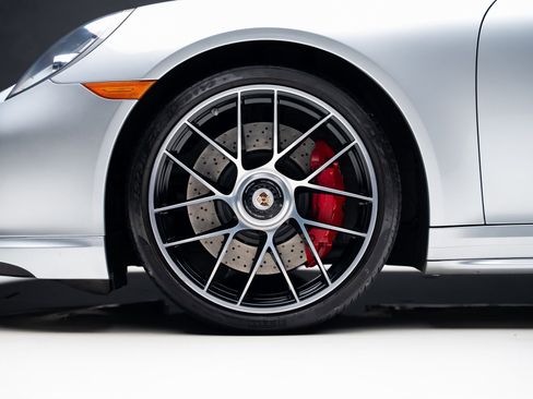 Used 2017 Porsche 911 Turbo image 22