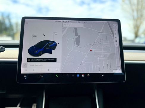 Used 2020 Tesla Model 3 Performance image 8