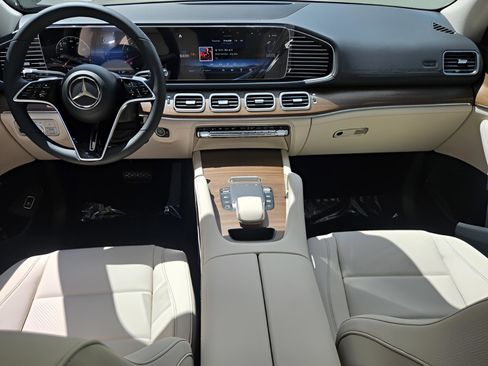 New 2026 Mercedes-Benz GLE 450 4MATIC image 11
