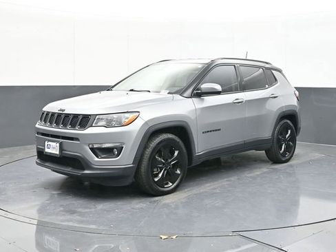Used 2019 Jeep Compass Altitude image 5