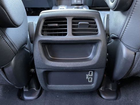 Used 2023 Honda Passport EX-L image 16