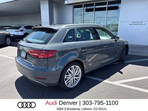 Used 2018 Audi A3 e-tron Prestige FWD image 2