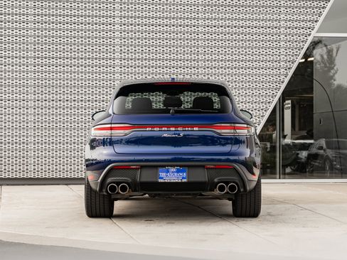 Used 2022 Porsche Macan S AWD/4WD image 27