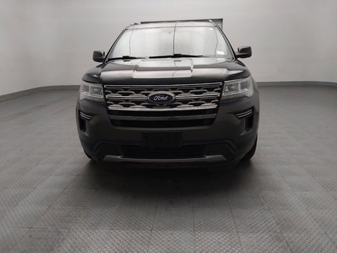 Used 2018 Ford Explorer XLT image 15