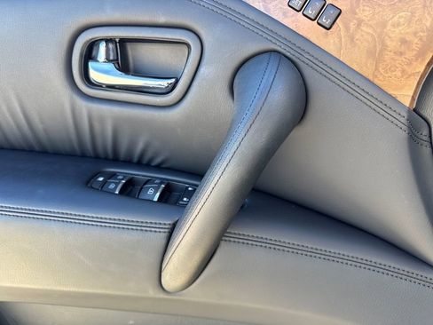 Used 2022 Nissan Armada SL image 20