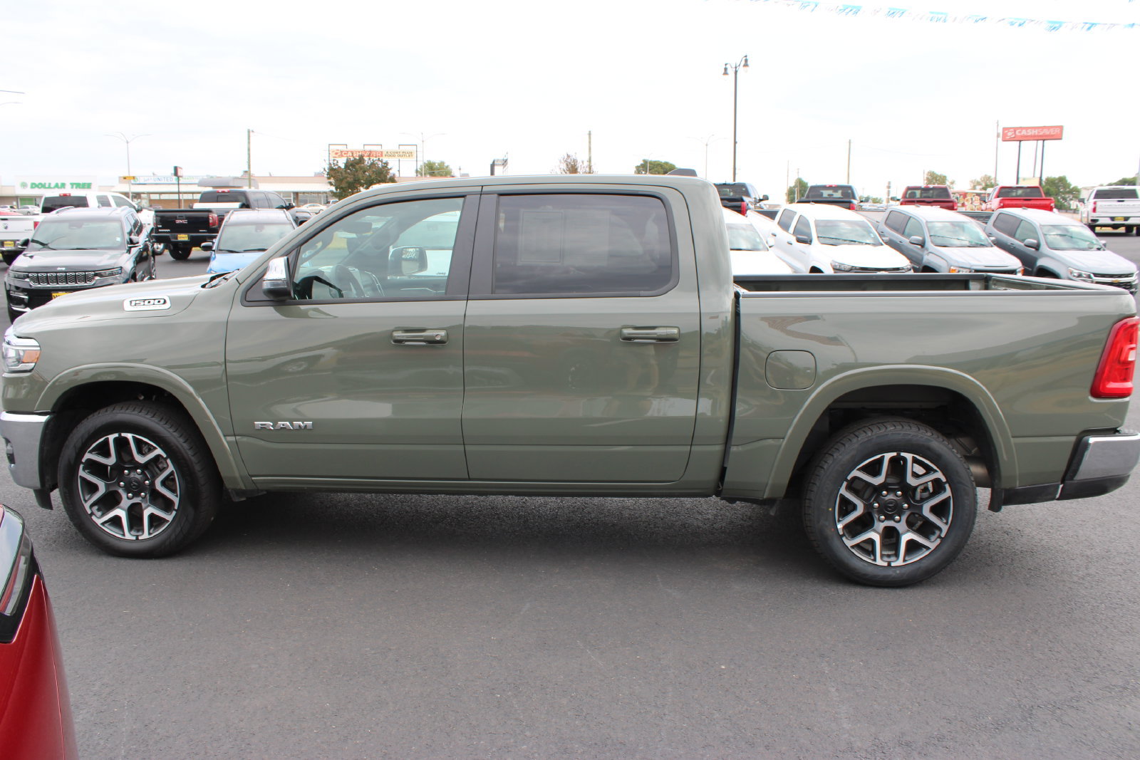 Used 2026 RAM 1500 Laramie AWD/4WD image 5