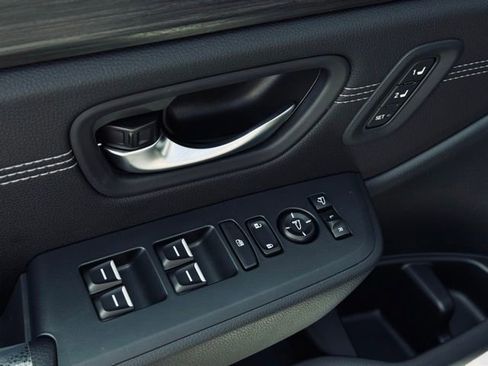 New 2026 Honda Pilot Touring image 15