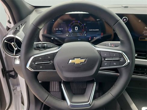 New 2026 Chevrolet Equinox LT w/ Safety and Technology Package image 23